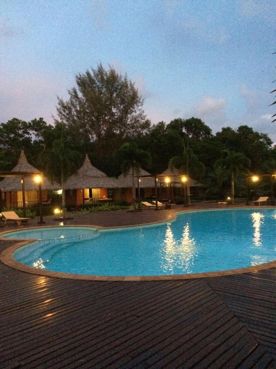 Phayam Cottage Resort Đảo Ko Phayam Ngoại thất bức ảnh